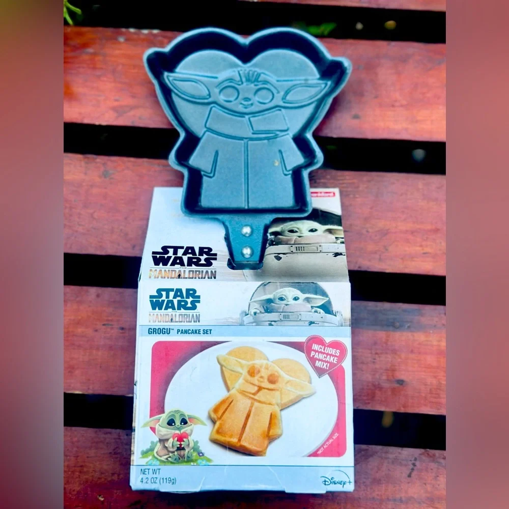 SOLD- Star Wars The Mandalorian Pancake Kit Includes Pancake Mix - Picture 1 of 9